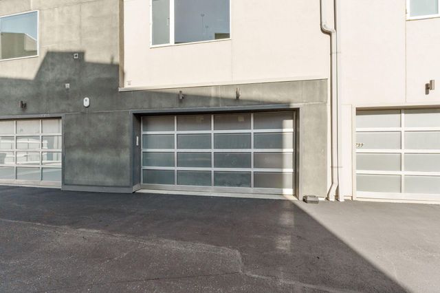 801 N 6th Street, Columbus, OH 43215