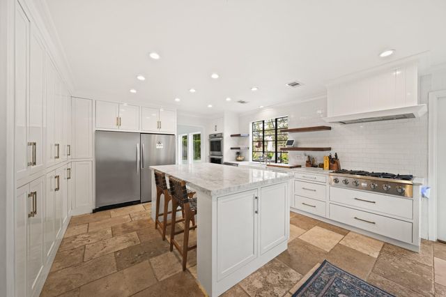 3506 Ledgestone Drive, Houston, TX 77059