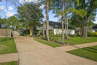 3506 Ledgestone Drive, Houston, TX 77059