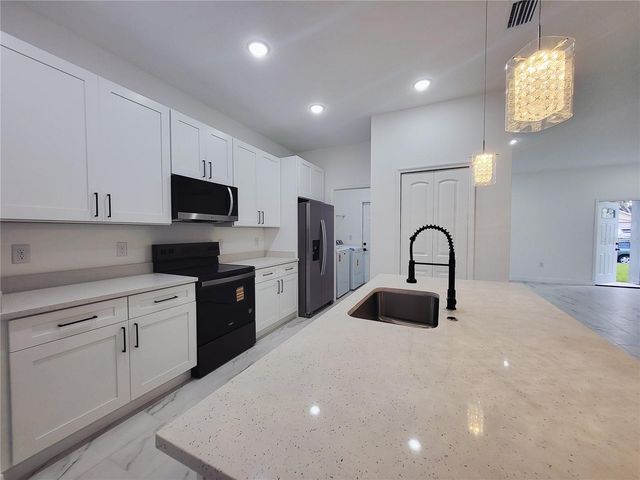 421 TONKLIN ROAD SW, Palm Bay, FL 32908