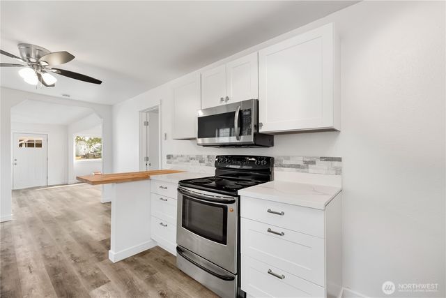 245 Eklund Avenue, Hoquiam, WA 98550