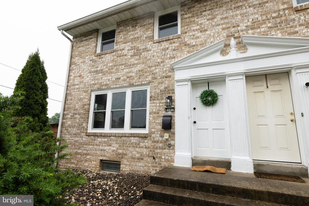 507 B ST, Carlisle, PA 17013
