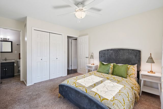 1929 Tanglefoot Lane, Bettendorf, IA 52722