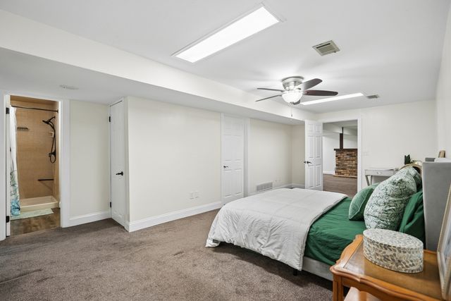 1929 Tanglefoot Lane, Bettendorf, IA 52722