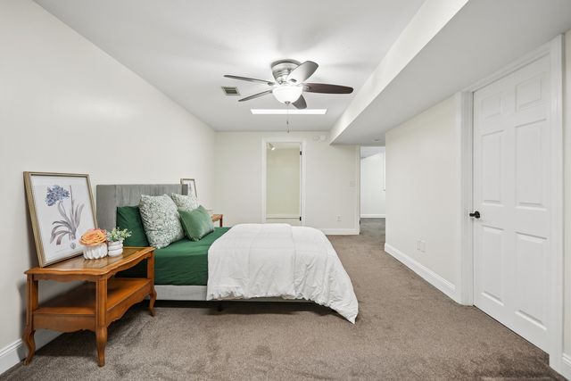 1929 Tanglefoot Lane, Bettendorf, IA 52722