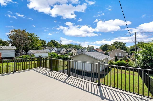 7826 Grove Avenue, St Louis, MO 63119