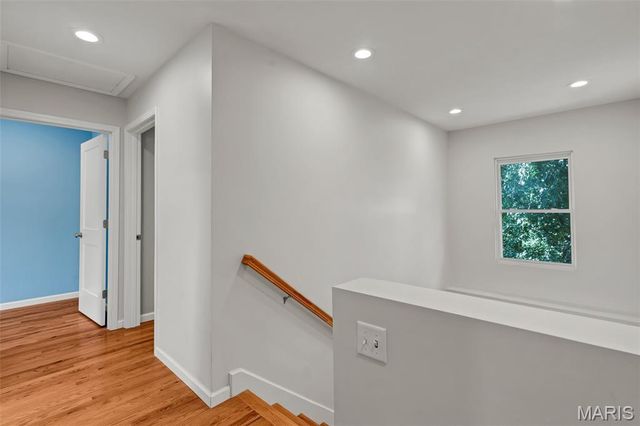 7826 Grove Avenue, St Louis, MO 63119