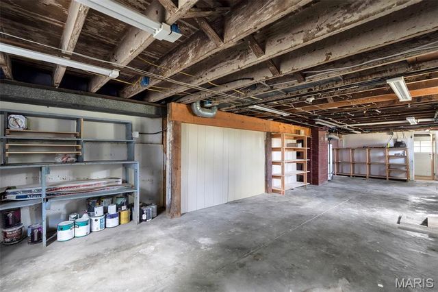 7826 Grove Avenue, St Louis, MO 63119