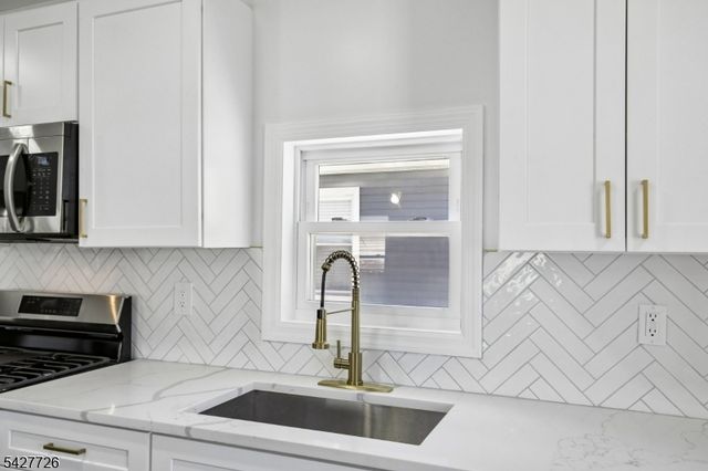 87 Edison Ave, Nutley Twp., NJ 07110