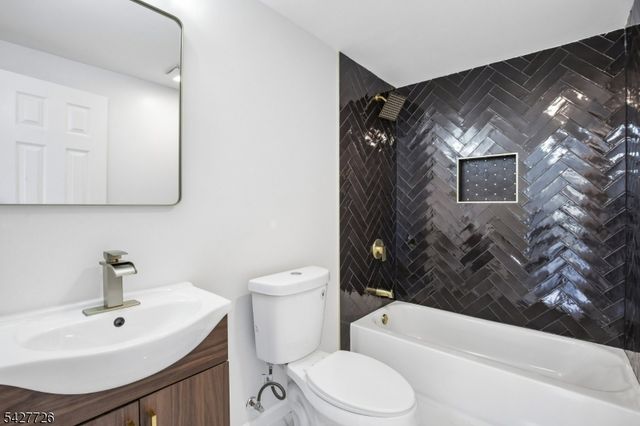 87 Edison Ave, Nutley Twp., NJ 07110