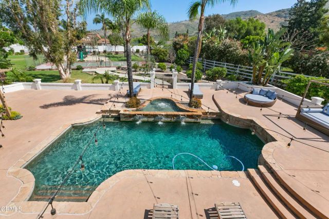 2296 Applewood Lane, Camarillo, CA 93012