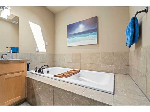 9600 Ne 39TH Ave, Vancouver, WA 98665