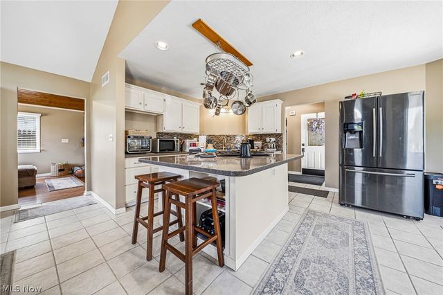 2013 Deerfield Drive, Ashtabula, OH 44004