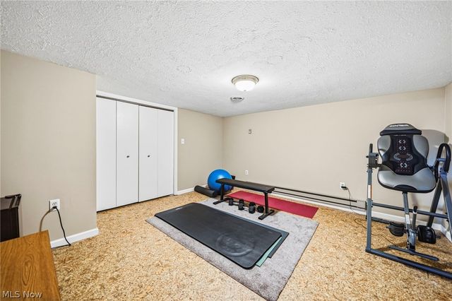 2013 Deerfield Drive, Ashtabula, OH 44004