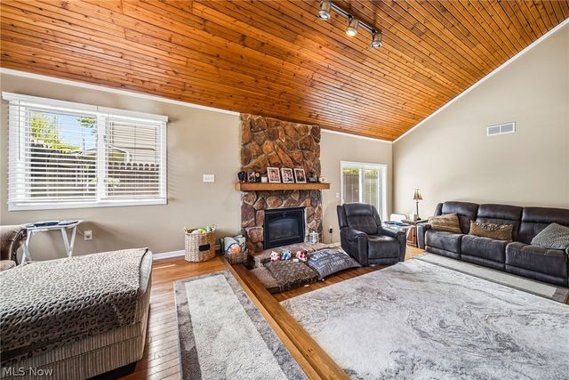 2013 Deerfield Drive, Ashtabula, OH 44004