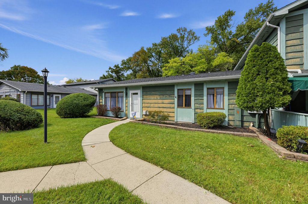 89 WOODWAY DR, West Deptford, NJ 08066 — photo 3