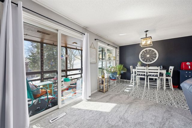 1730 Pikes Peak Ct NE, Cedar Rapids, IA 52402