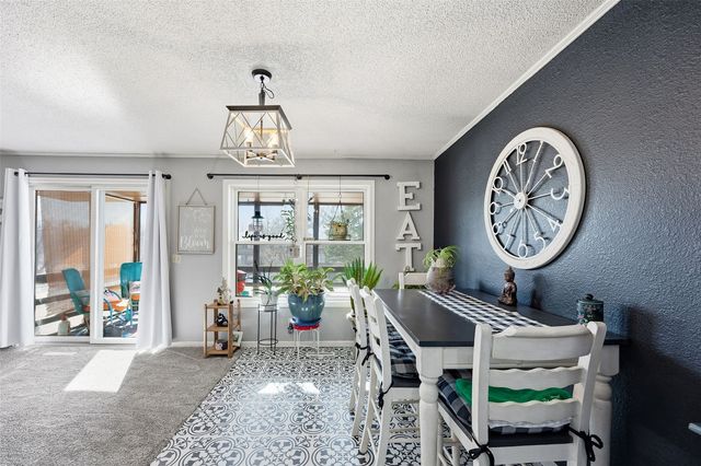 1730 Pikes Peak Ct NE, Cedar Rapids, IA 52402