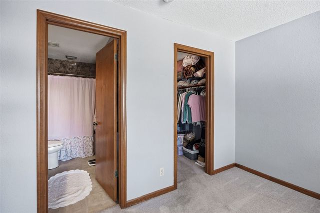 1730 Pikes Peak Ct NE, Cedar Rapids, IA 52402