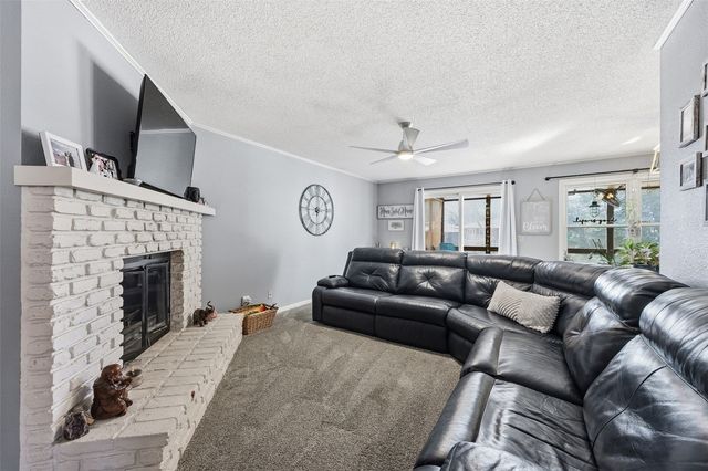 1730 Pikes Peak Ct NE, Cedar Rapids, IA 52402