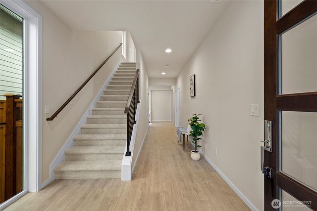 16319 27th Street Court E, Lake Tapps, WA 98391