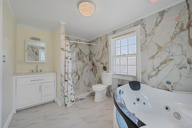 16 Felton Avenue, Valley Stream, NY 11580