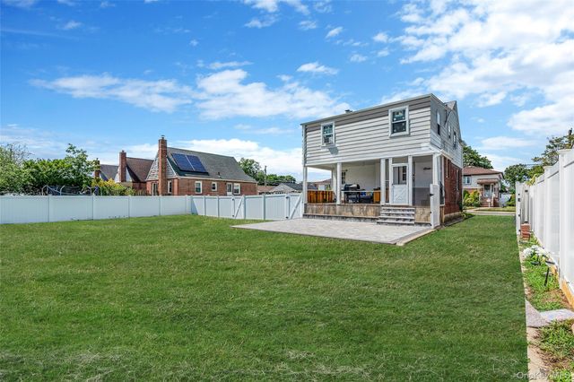 16 Felton Avenue, Valley Stream, NY 11580