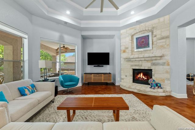 1915 Far Niente, San Antonio, TX 78258