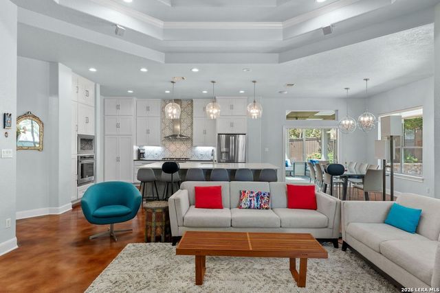 1915 Far Niente, San Antonio, TX 78258