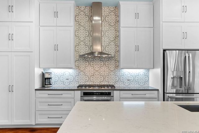 1915 Far Niente, San Antonio, TX 78258