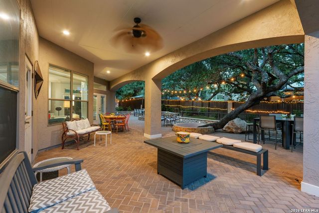 1915 Far Niente, San Antonio, TX 78258