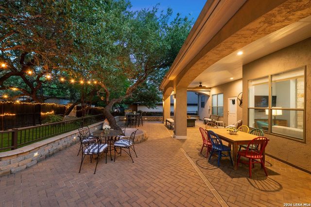 1915 Far Niente, San Antonio, TX 78258