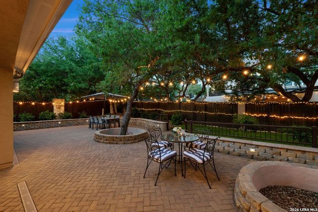 1915 Far Niente, San Antonio, TX 78258