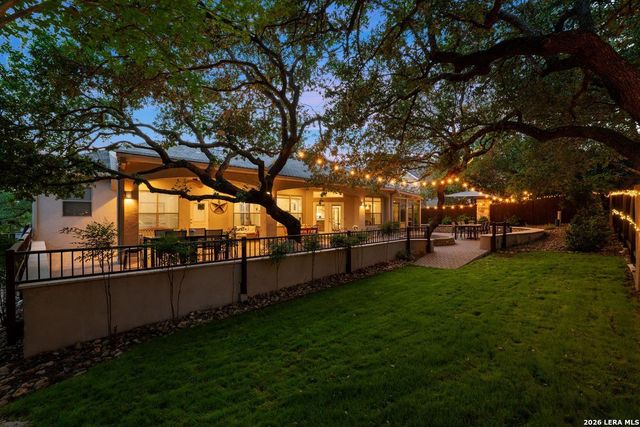 1915 Far Niente, San Antonio, TX 78258