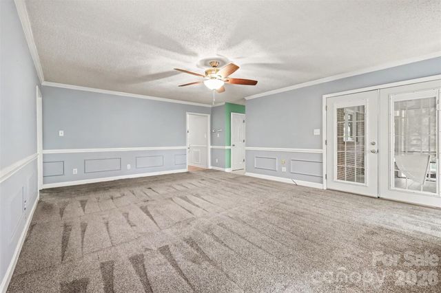 121 Country Creek Drive, Kings Mountain, NC 28086