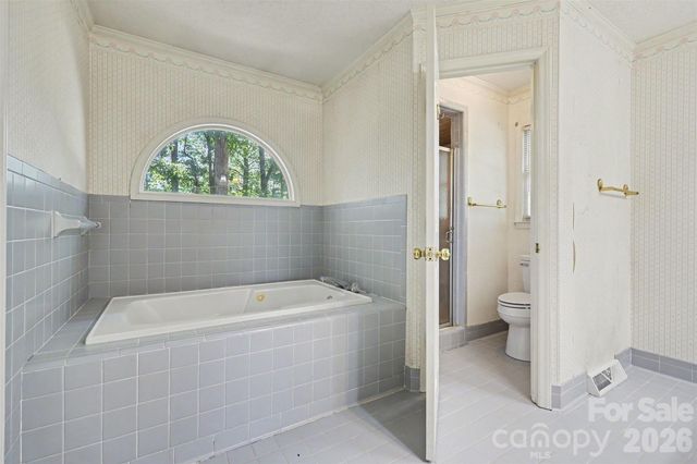 121 Country Creek Drive, Kings Mountain, NC 28086