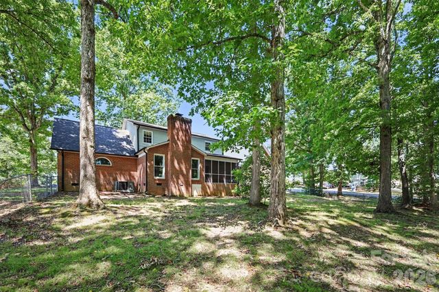 121 Country Creek Drive, Kings Mountain, NC 28086