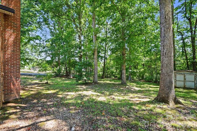 121 Country Creek Drive, Kings Mountain, NC 28086