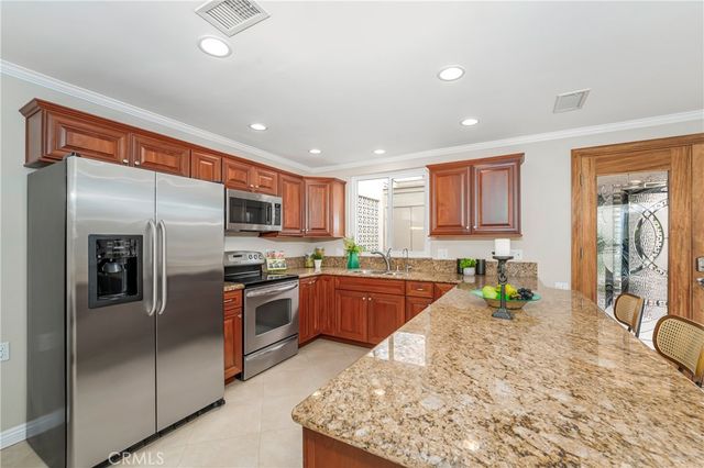 109 Via Estrada A, Laguna Woods, CA 92637