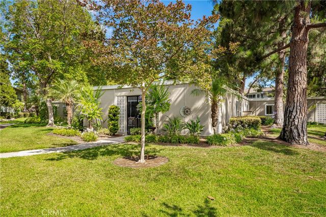 109 Via Estrada A, Laguna Woods, CA 92637
