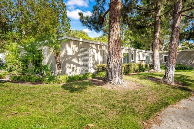 109 Via Estrada A, Laguna Woods, CA 92637