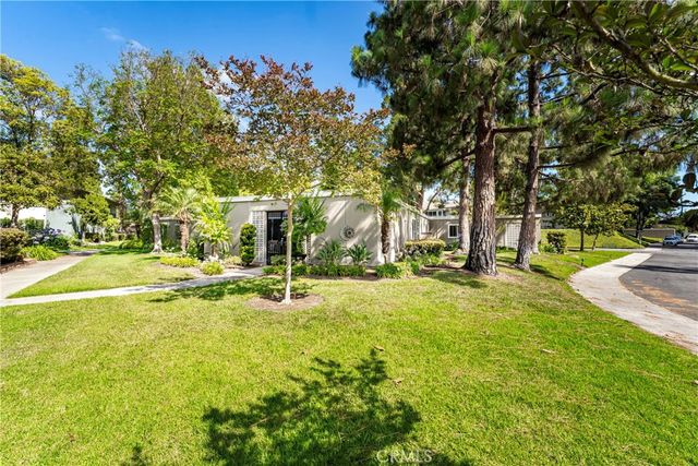 109 Via Estrada A, Laguna Woods, CA 92637