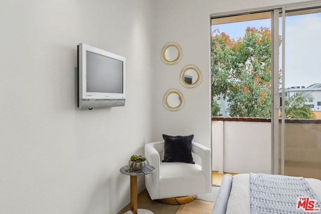 1271 Granville Avenue 401, Los Angeles, CA 90025