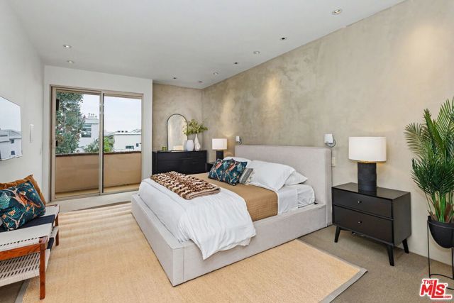 1271 Granville Avenue 401, Los Angeles, CA 90025