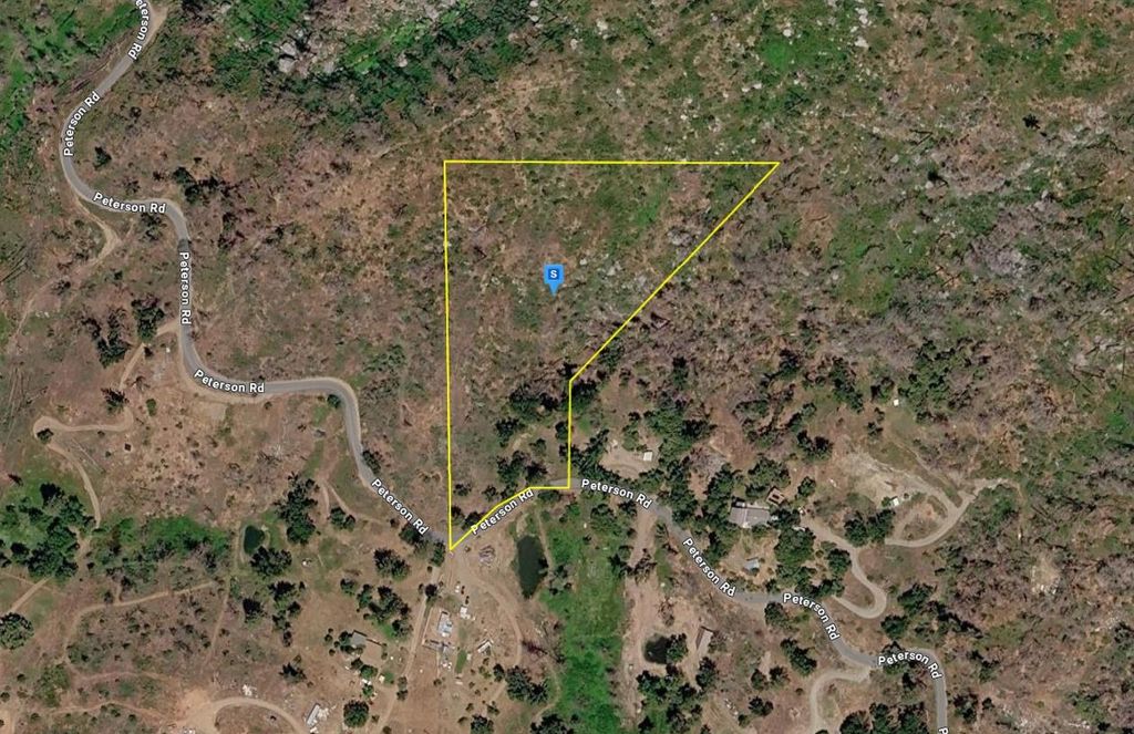 Image 2 of property listing at 37800 Peterson Road, Auberry, CA 93602