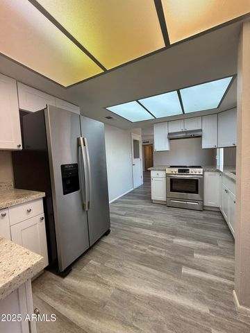 8115 N 56TH Avenue, Glendale, AZ 85302