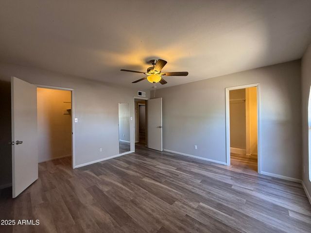 8115 N 56TH Avenue, Glendale, AZ 85302