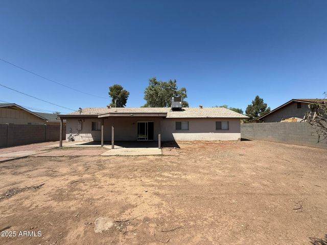 8115 N 56TH Avenue, Glendale, AZ 85302