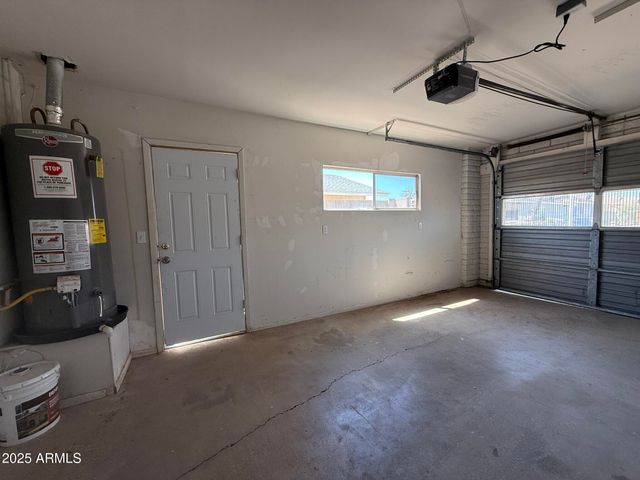 8115 N 56TH Avenue, Glendale, AZ 85302