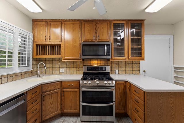 9823 Limerick Drive, Dallas, TX 75218